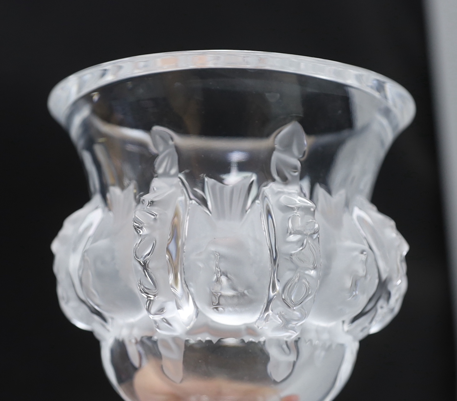 A Lalique glass Dampierre pedestal vase / bowl on a raised foot, 12.5cm high